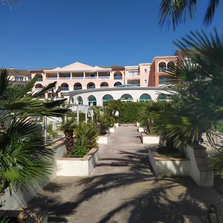 Piscine Et Mer